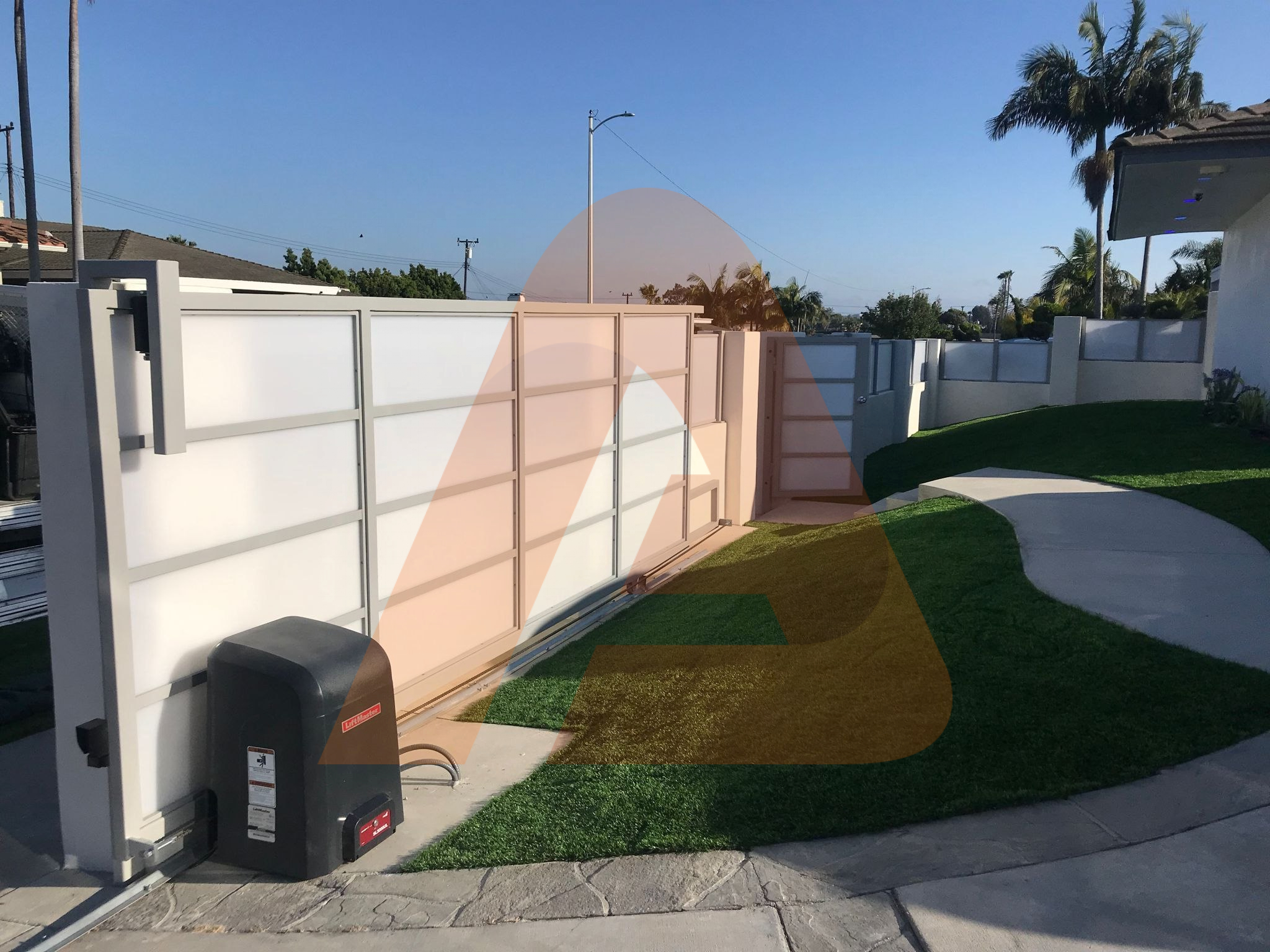 photo 2025 03 31 15.35.03 | How to Choose the Best Fence Contractor in Pacific Palisades LA | Aluglobusfence.com