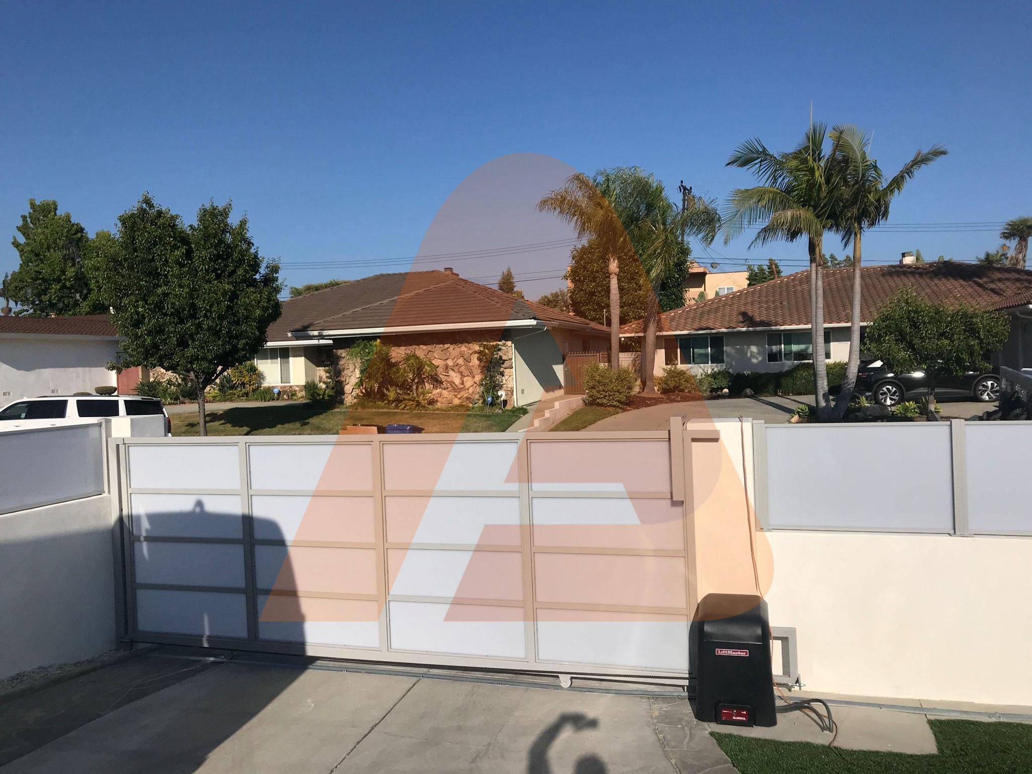 photo 2025 03 31 15.35.04 | How to Choose the Best Fence Contractor in Pacific Palisades LA | Aluglobusfence.com